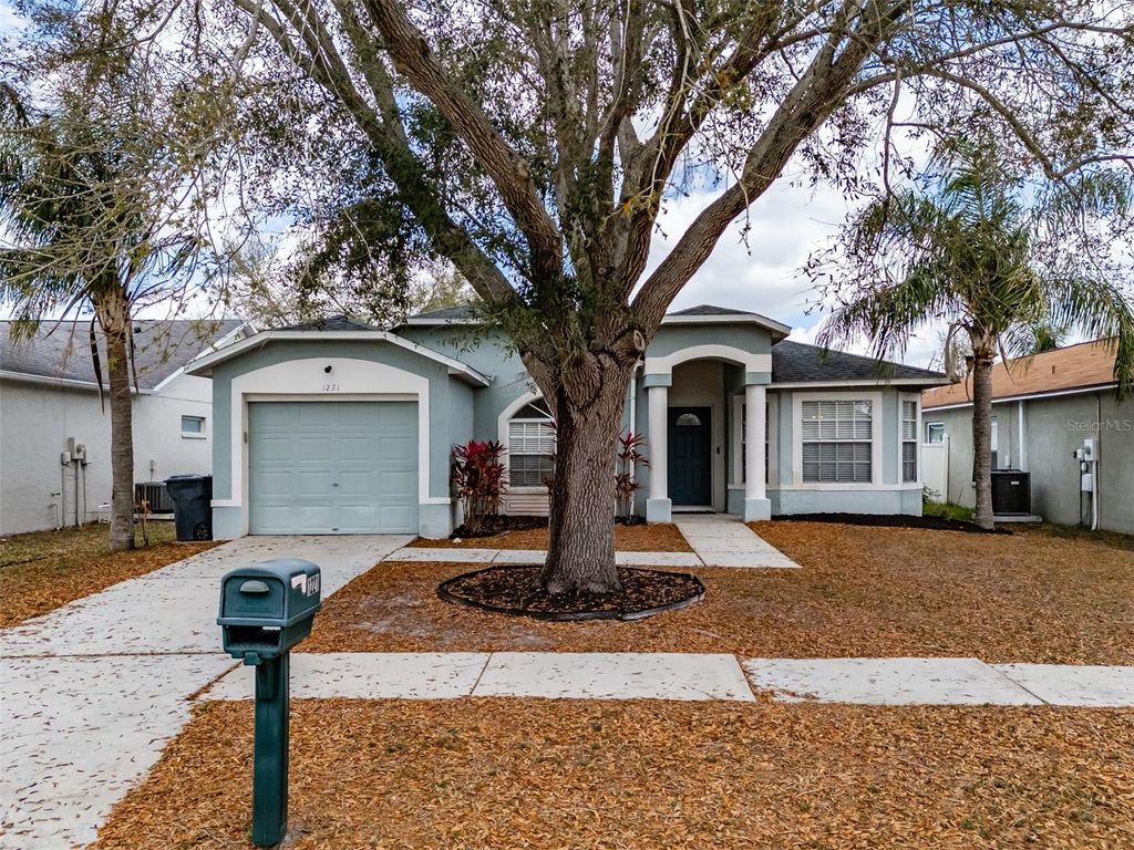 Photo of 1221 Franford Drive, Brandon, FL 33511 (MLS # TB8483905)