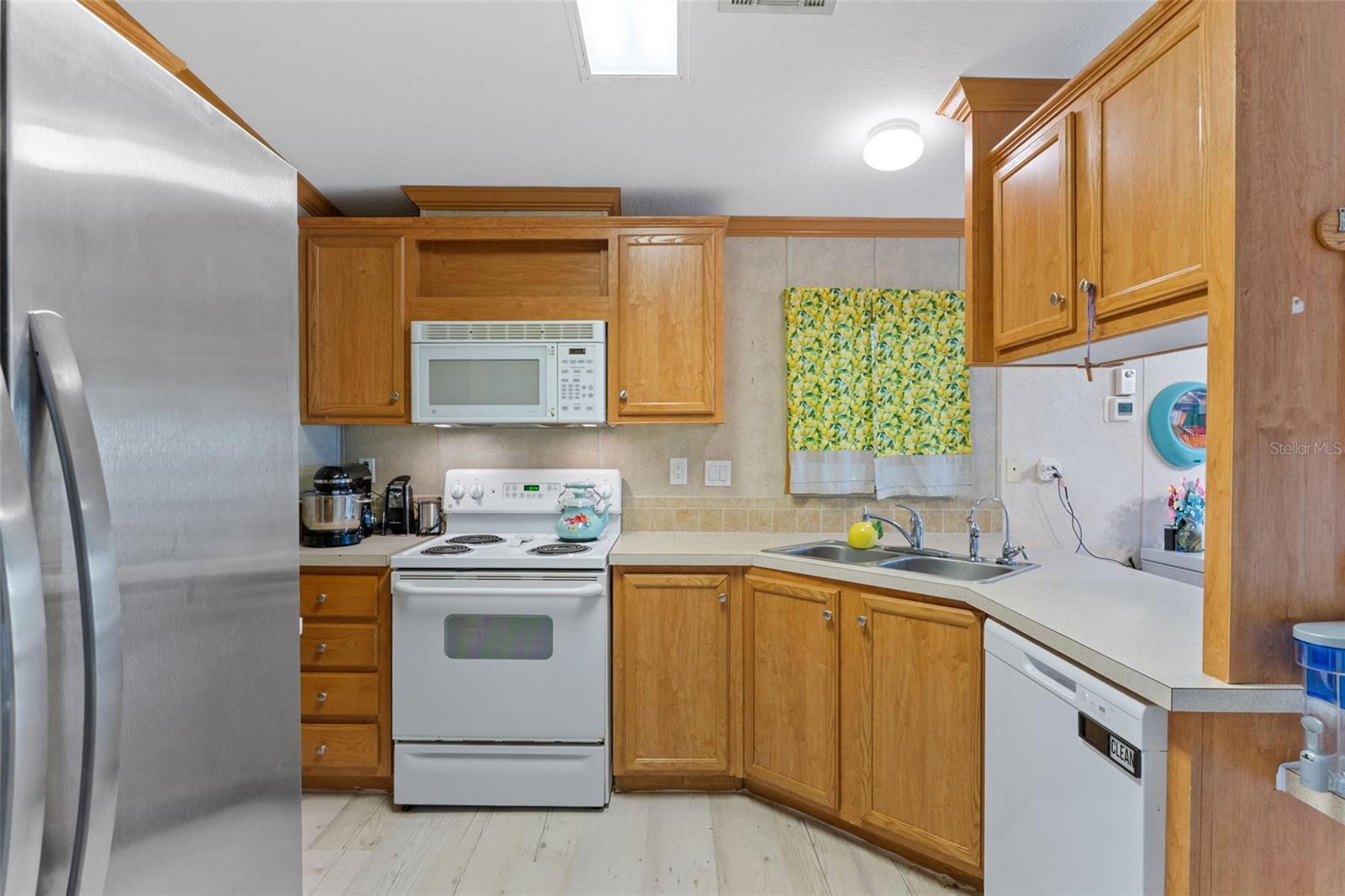 SUNNYBREEZE MOBILE HOME PARK - Residential