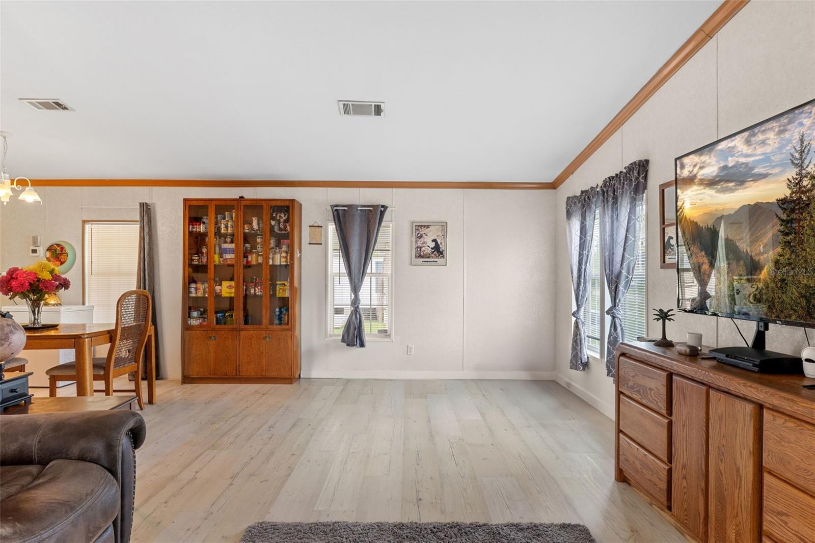 SUNNYBREEZE MOBILE HOME PARK - Residential