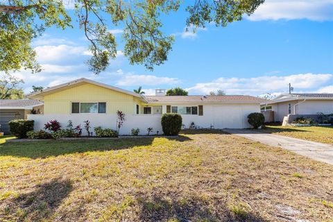 A home in LARGO