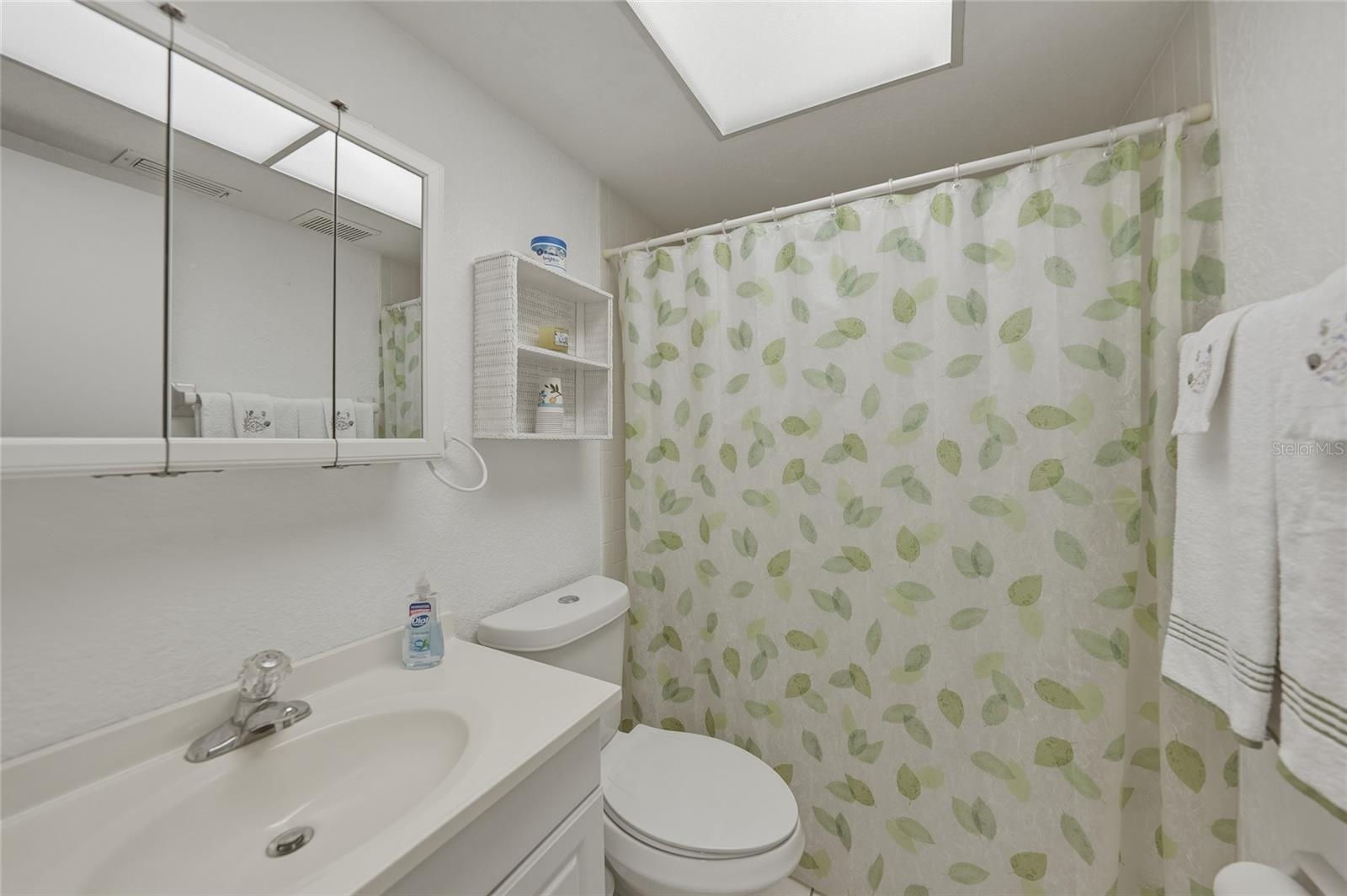 TALA LAKES PH 10 BLDG L - Residential