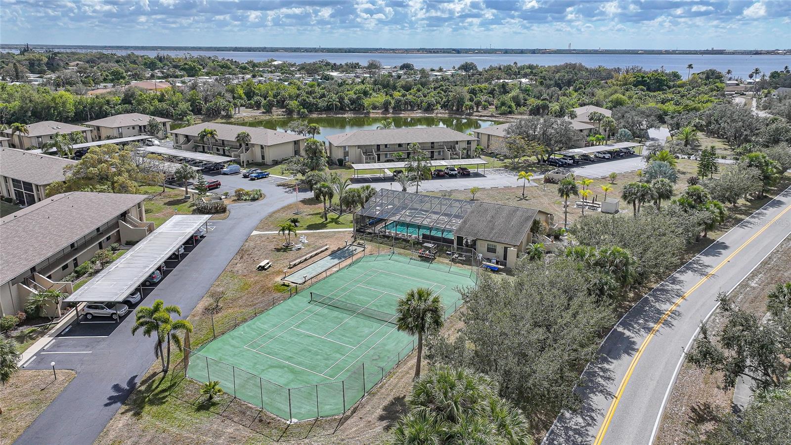 TALA LAKES PH 10 BLDG L - Residential