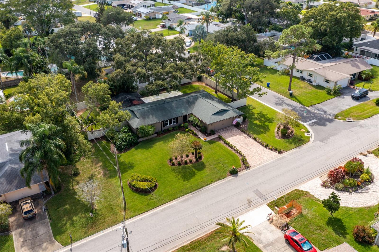 FAIRWAY ESTATES 6TH ADD - Residential