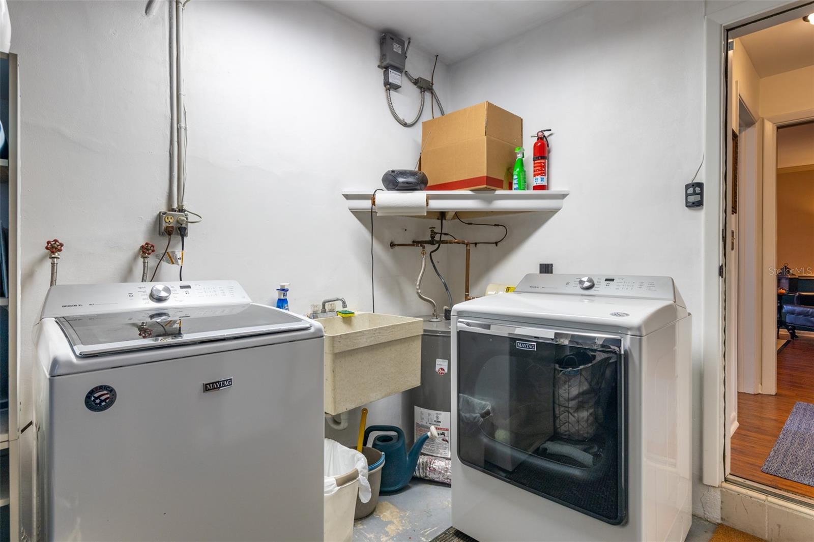 FAIRWAY ESTATES 6TH ADD - Residential