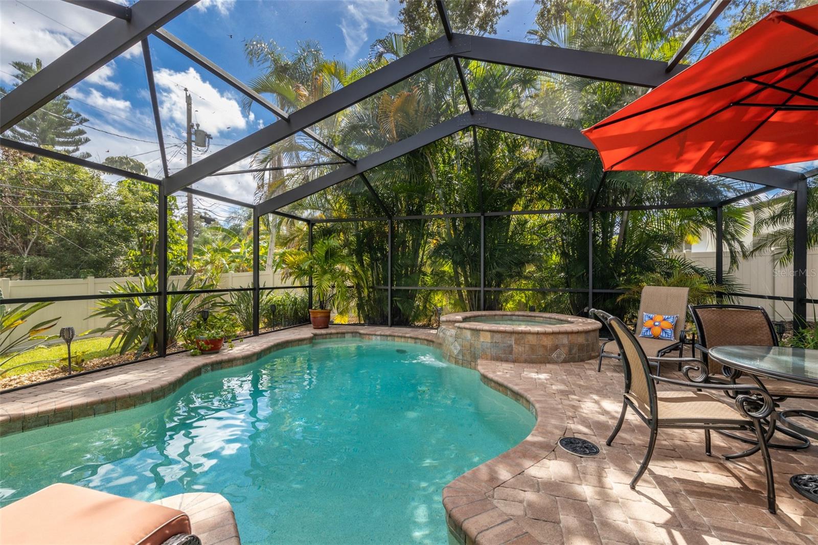 FAIRWAY ESTATES 6TH ADD - Residential