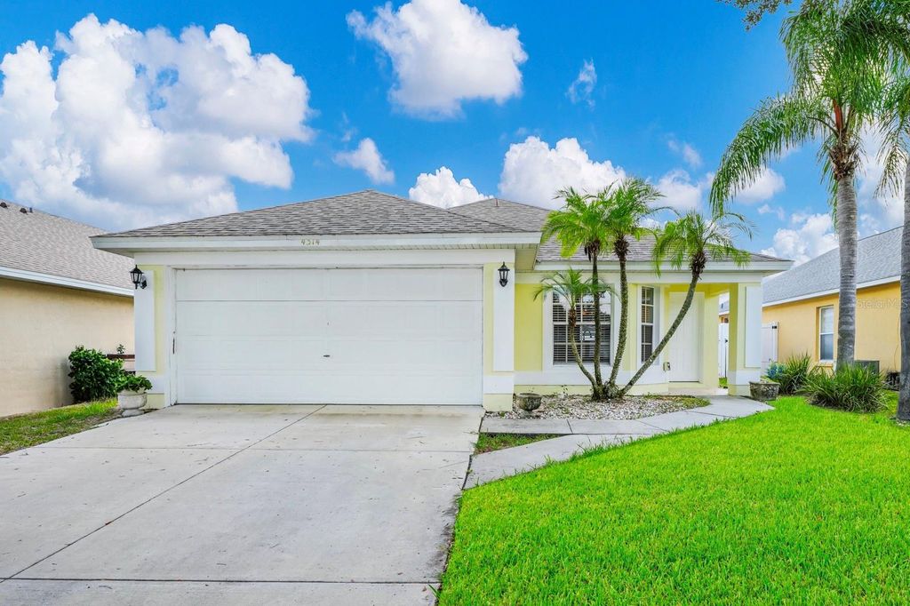 Photo of 4314 Bay Vista Drive, Kissimmee, FL 34746 (MLS # O6385344)