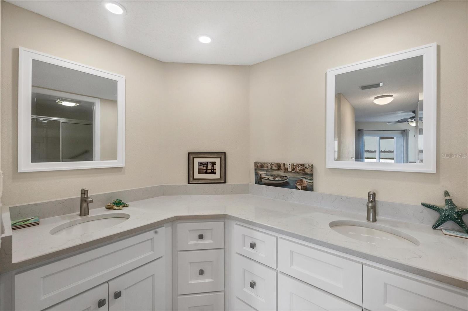 EDGEWATER COVE AT PERICO 2 - Residential