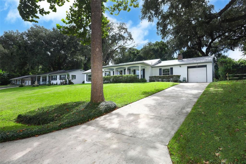 Photo of 3708 Mirror Lake Drive, Apopka, FL 32703 (MLS # O6340592)
