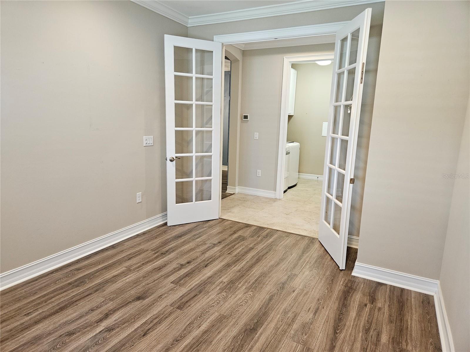 CALUSA PARK PH 2 - Residential Lease