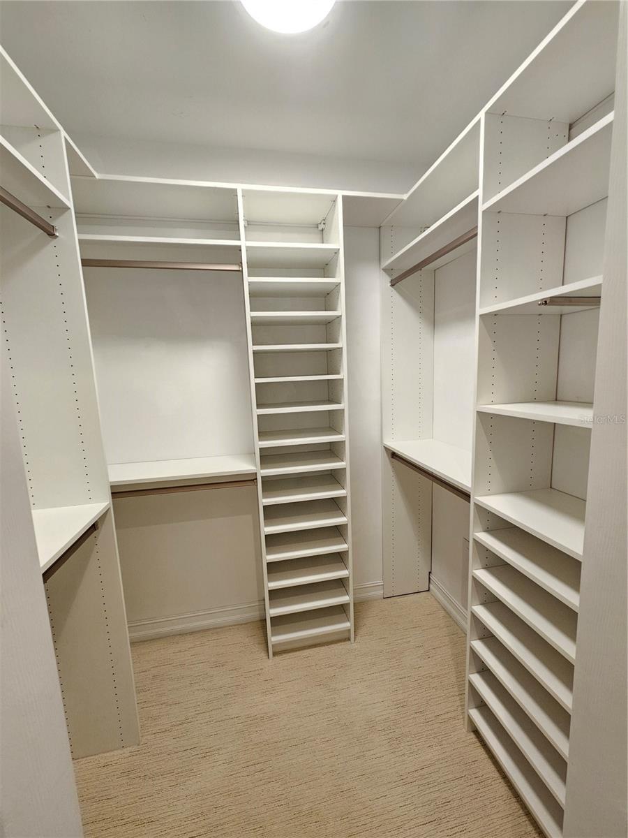 CALUSA PARK PH 2 - Residential Lease