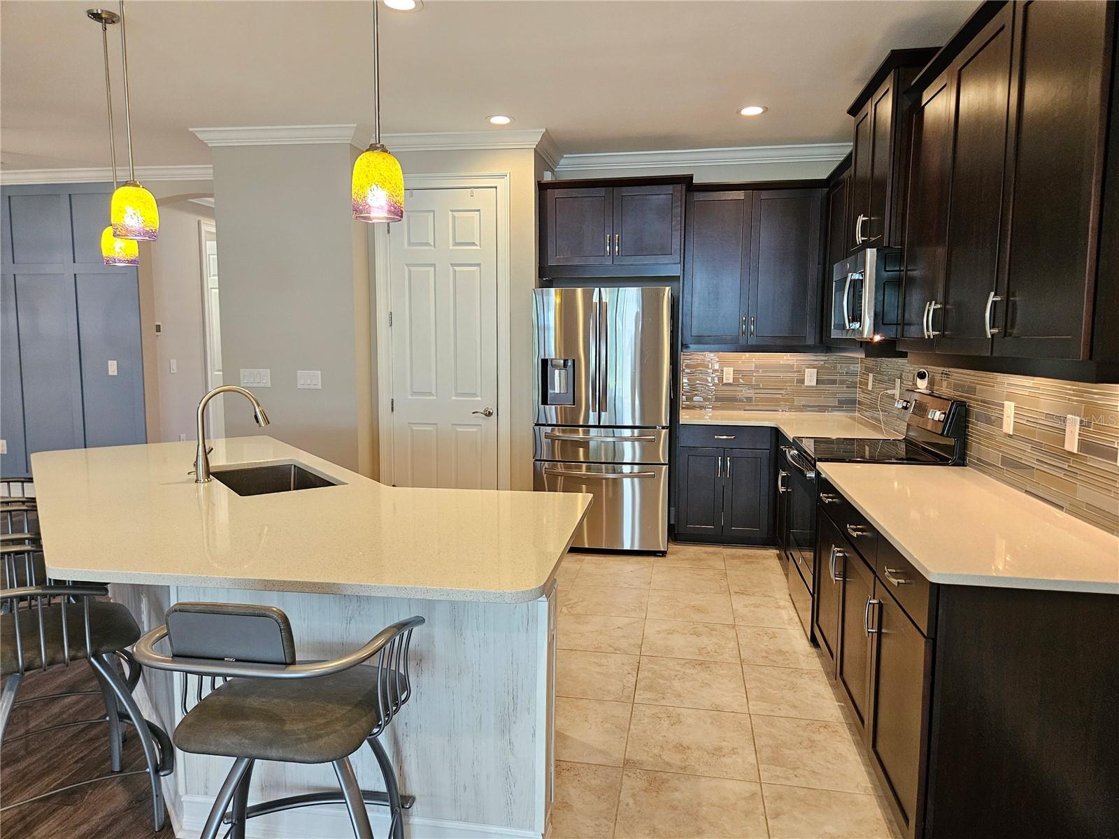 CALUSA PARK PH 2 - Residential Lease