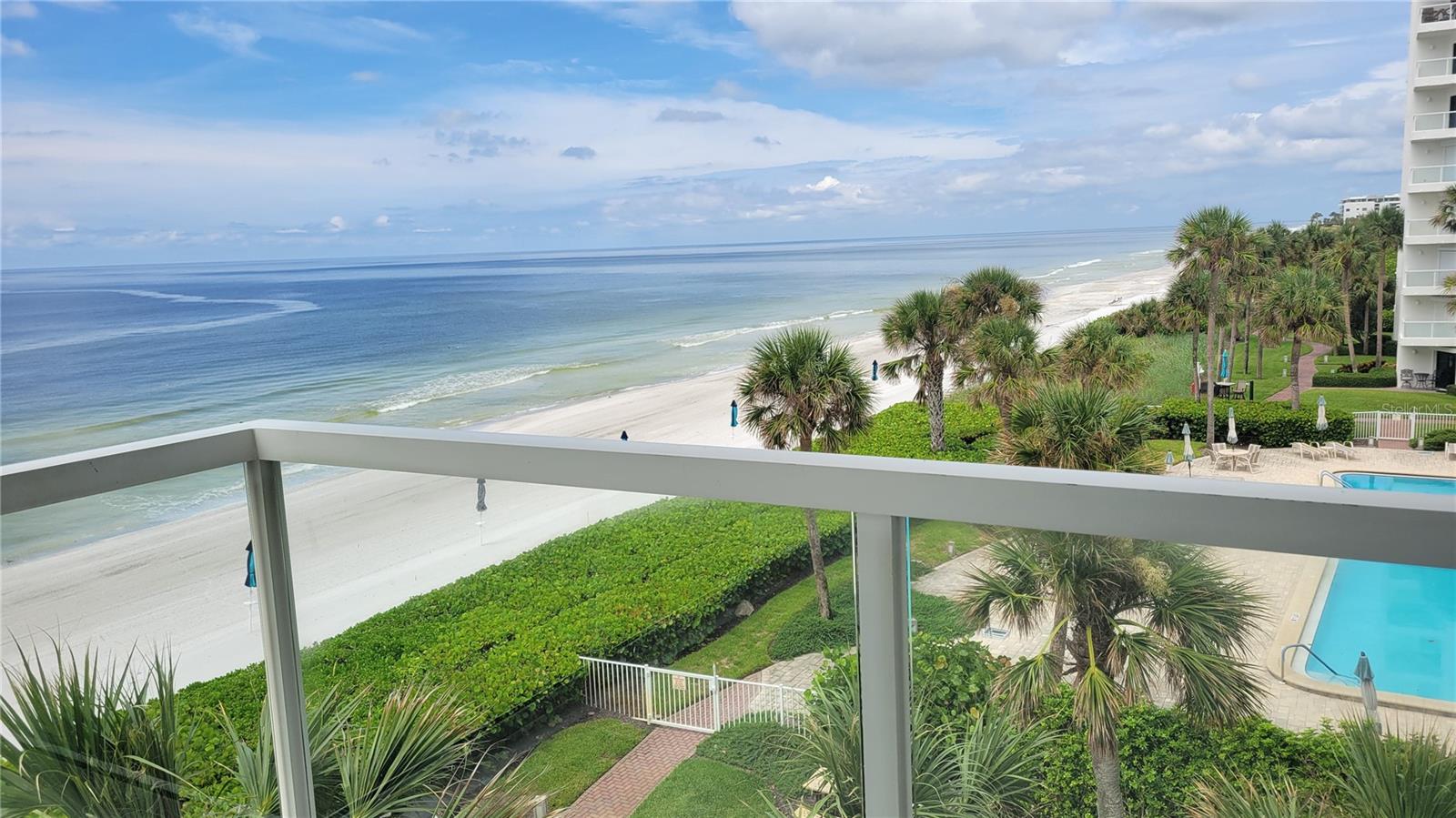 PRIVATEER SOUTH - Residential Lease