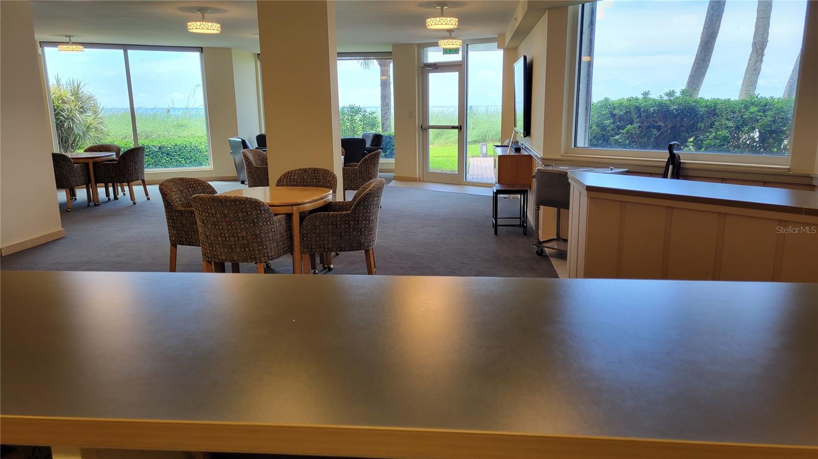 PRIVATEER SOUTH - Residential Lease