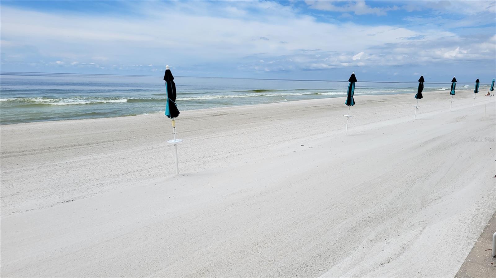 PRIVATEER SOUTH - Residential Lease