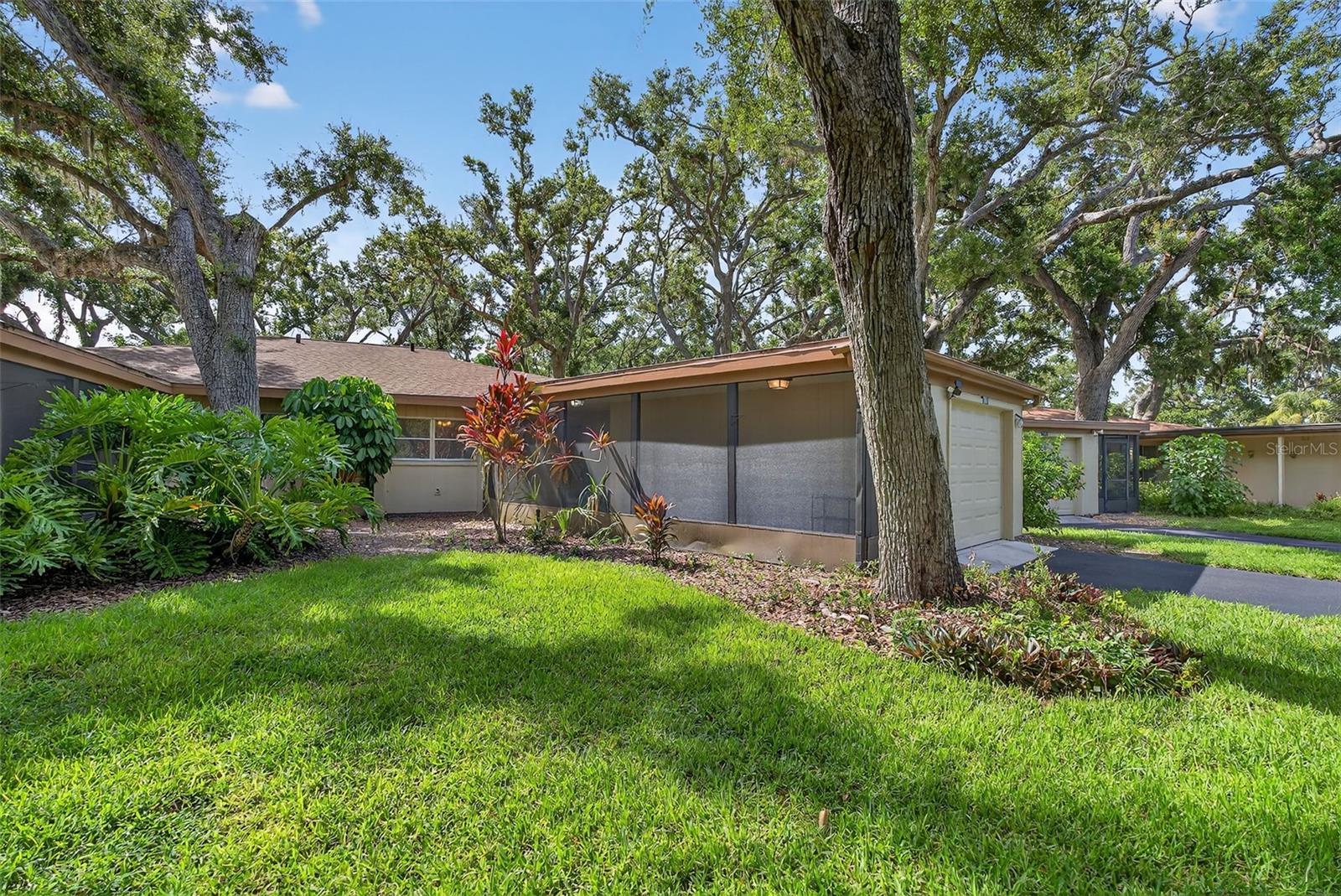 7051 BRIGHT CREEK DRIVE 6