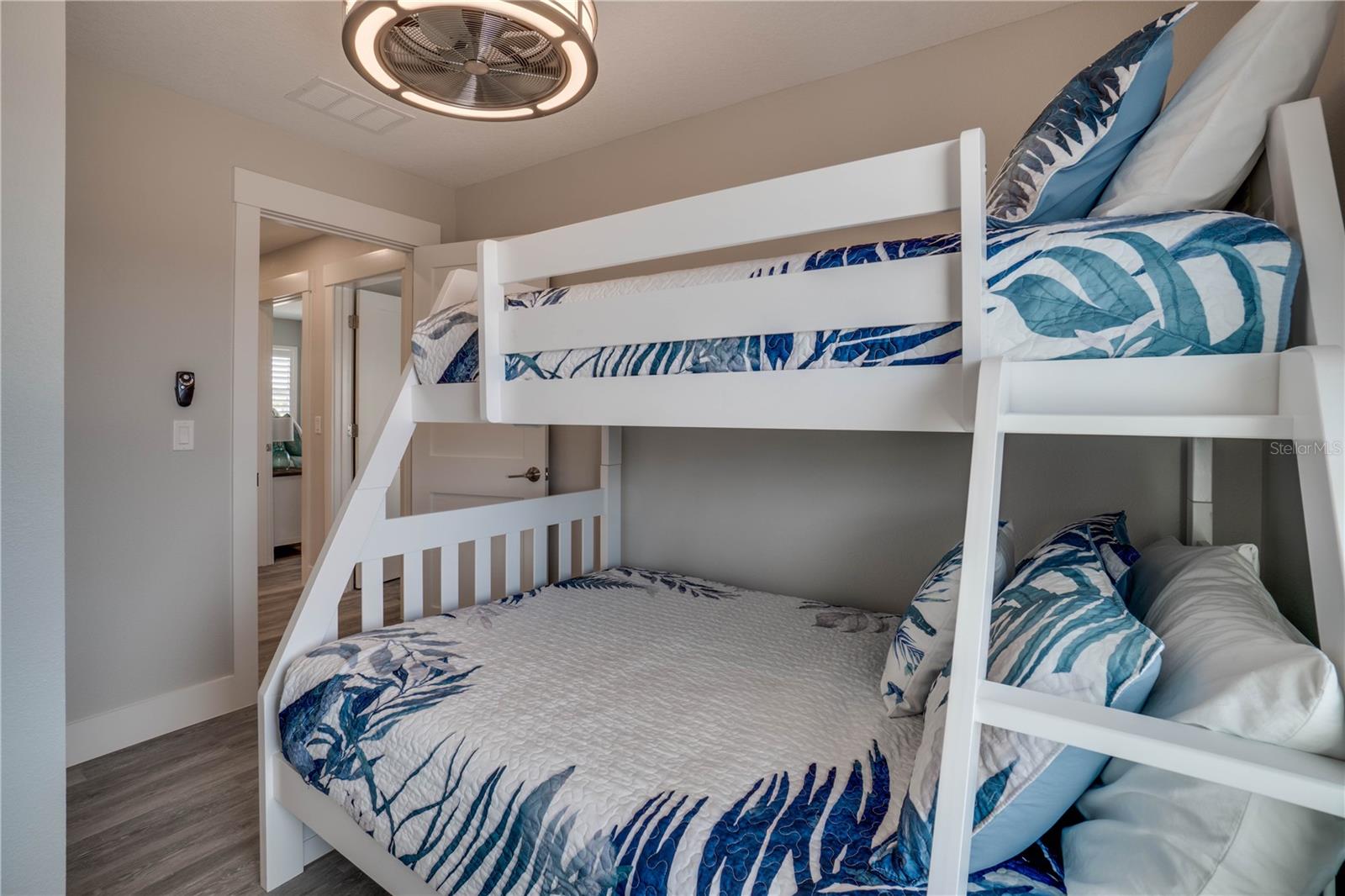 ILEXHURST - Residential