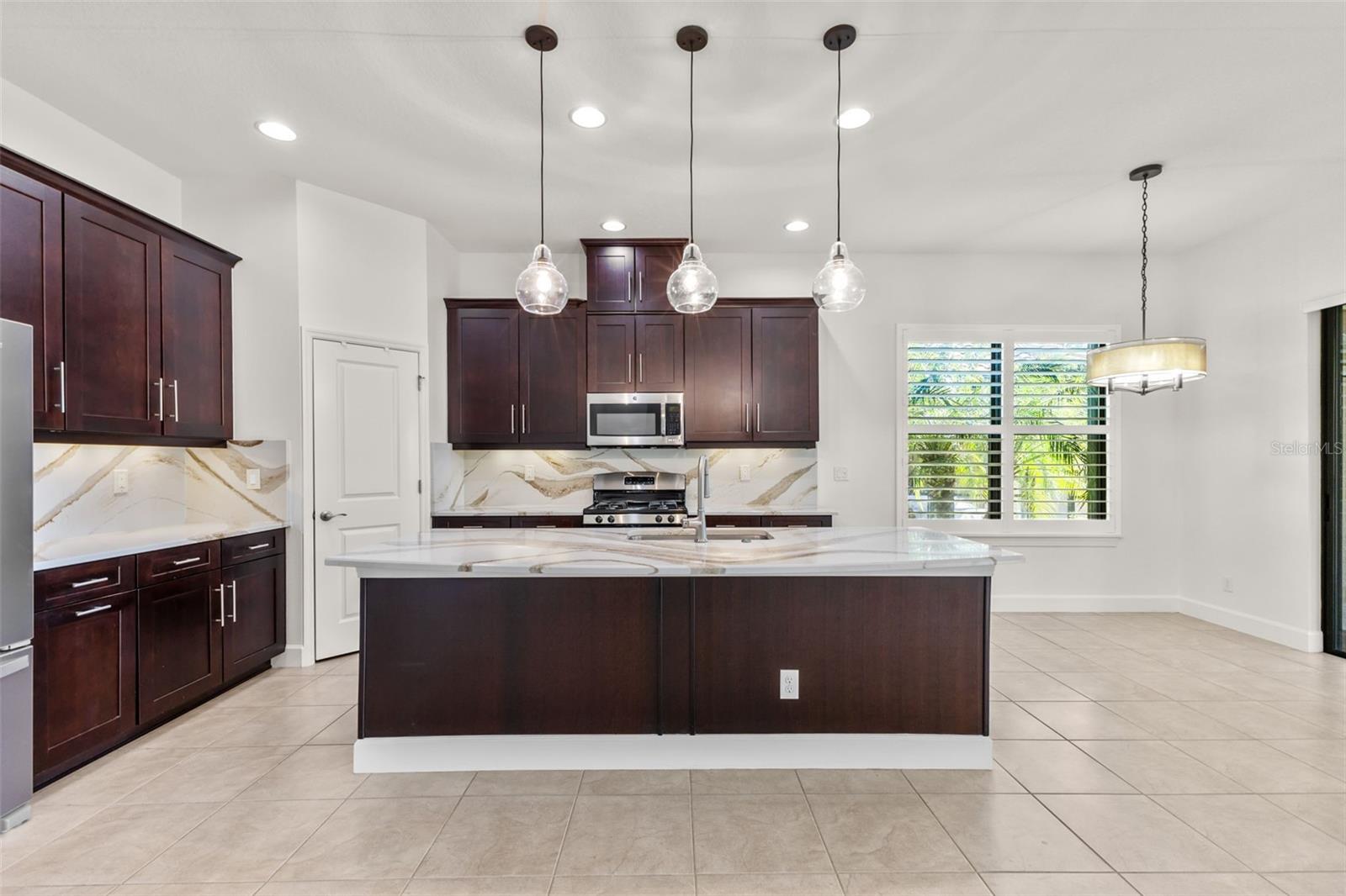 ESPLANADE PH III A, B, C, D, J&PART OF F - Residential