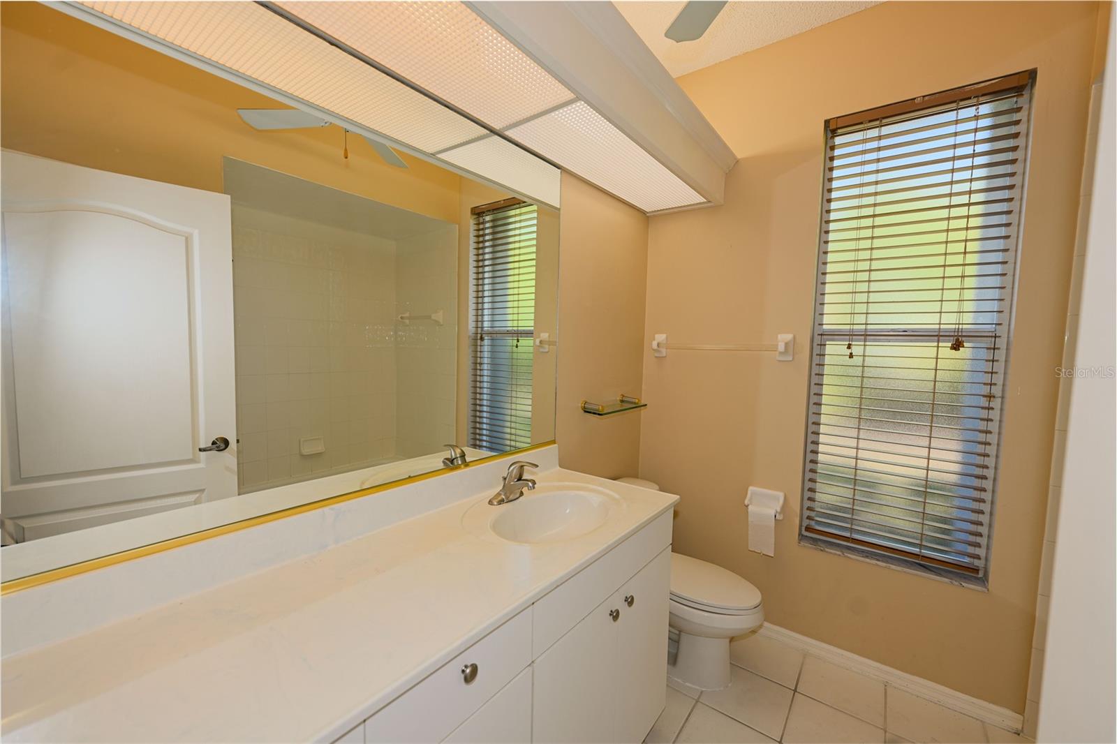 HUNTINGTON POINTE - Residential Lease