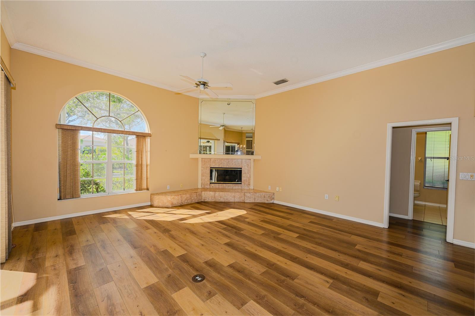 HUNTINGTON POINTE - Residential Lease