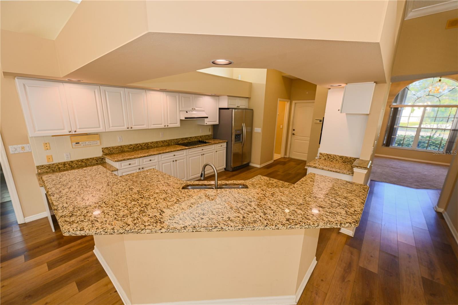 HUNTINGTON POINTE - Residential Lease