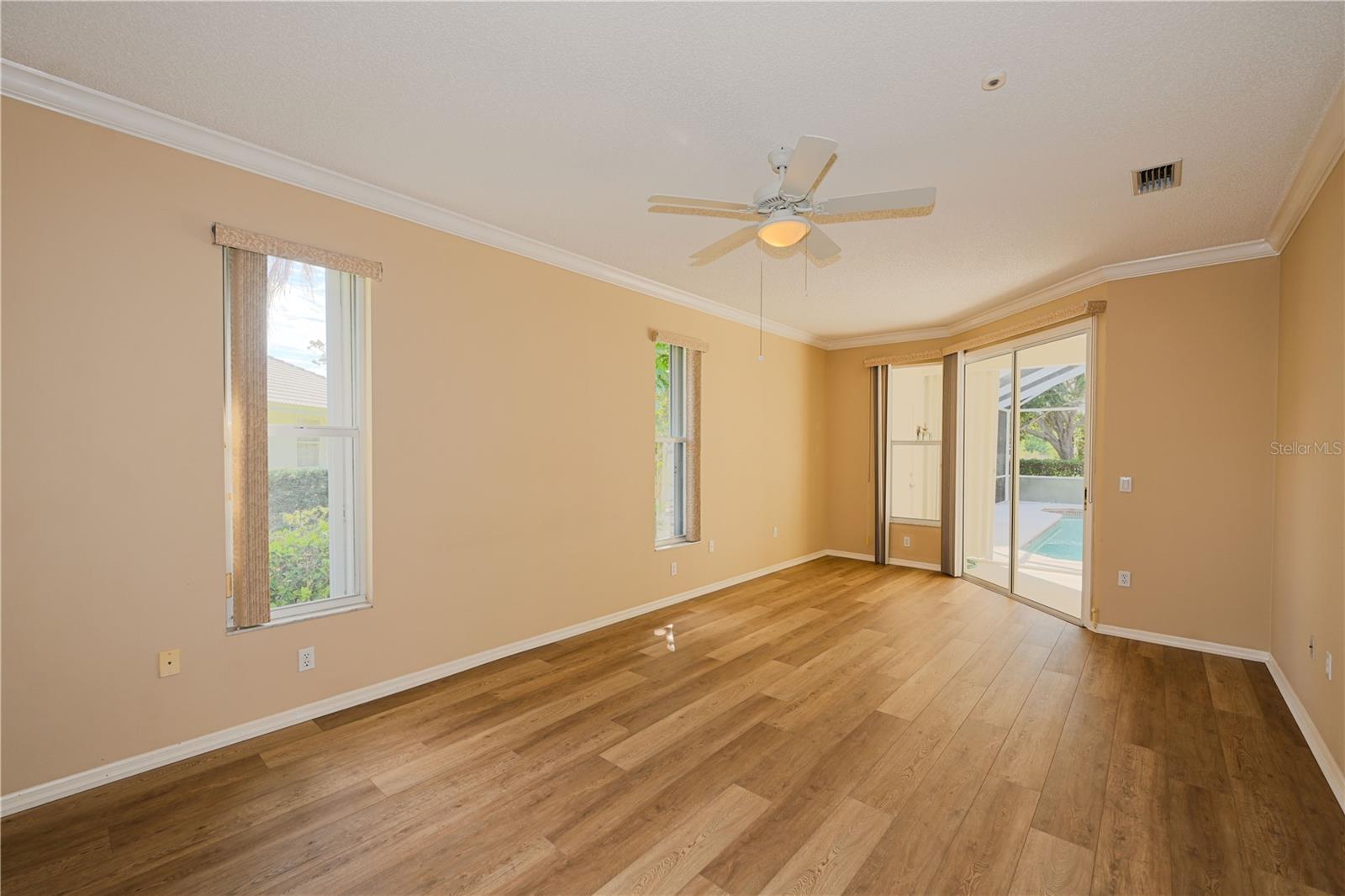 HUNTINGTON POINTE - Residential Lease