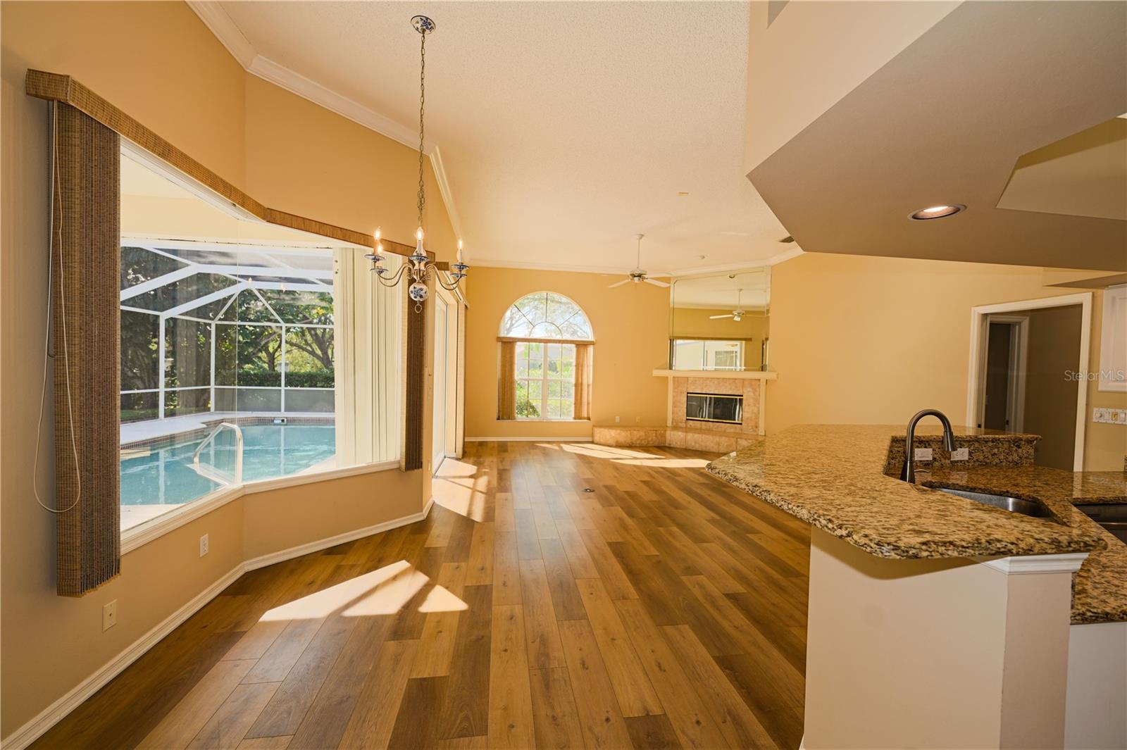 HUNTINGTON POINTE - Residential Lease