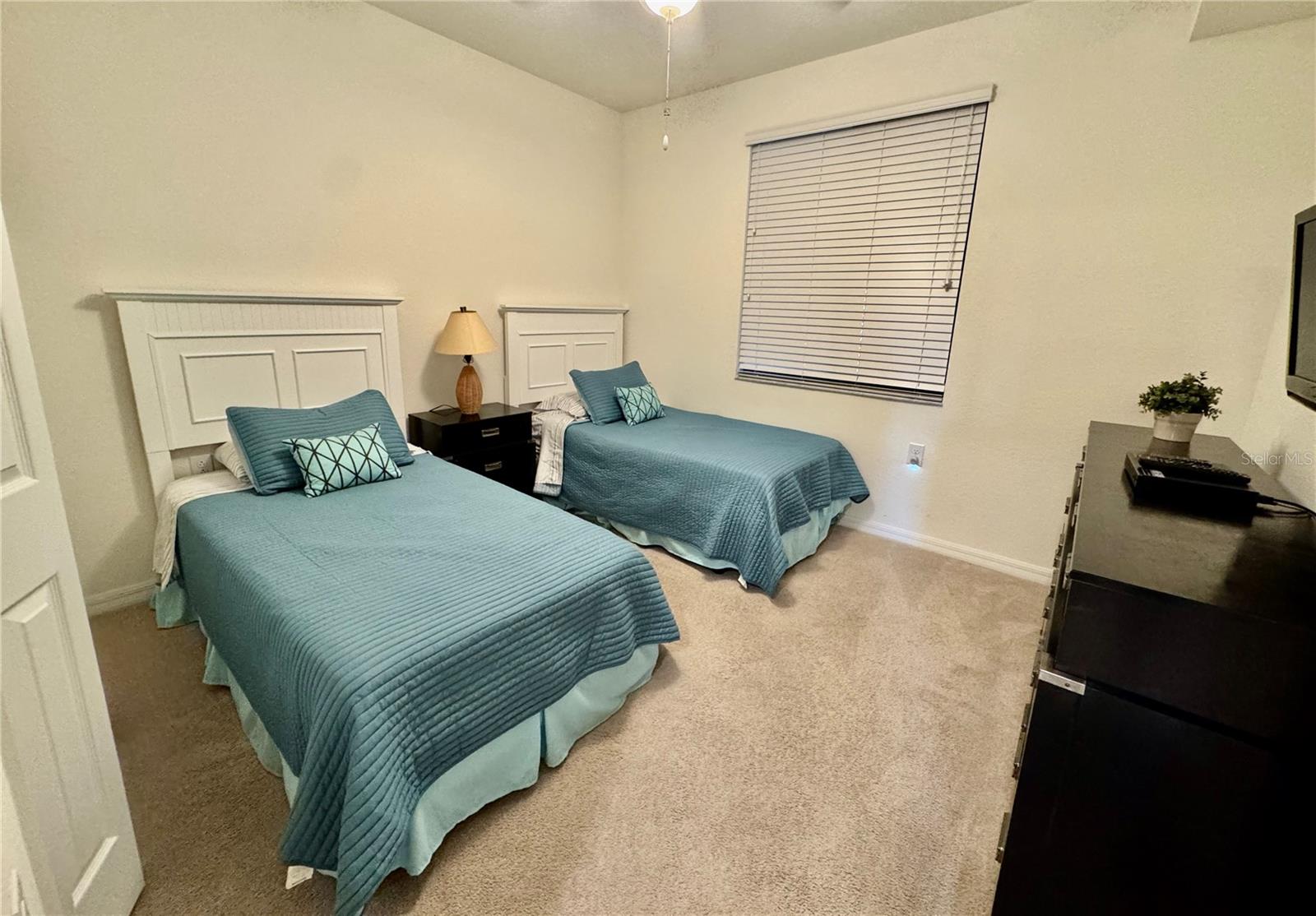 LAKEWOOD NATIONAL - Residential Lease