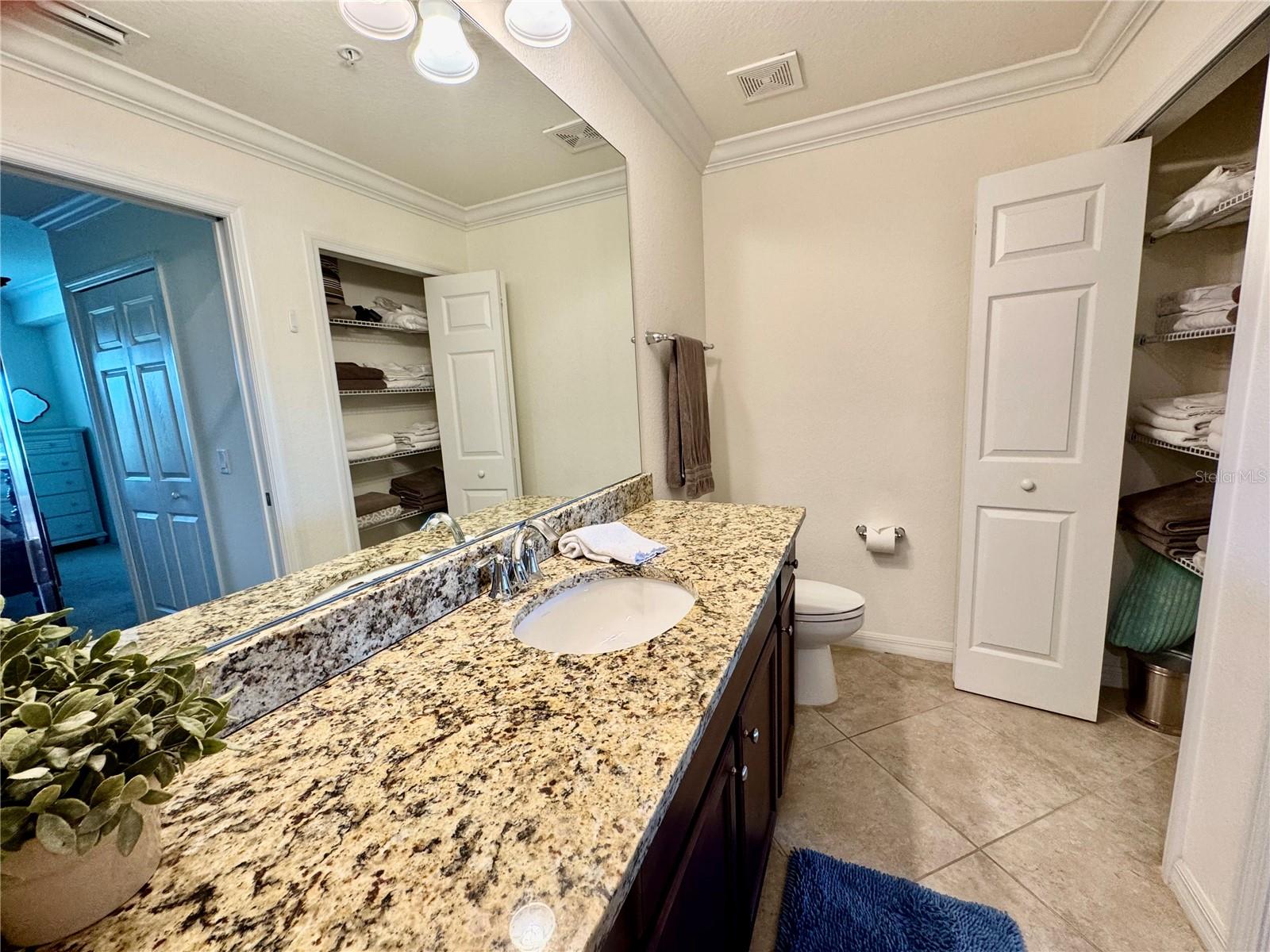 LAKEWOOD NATIONAL - Residential Lease