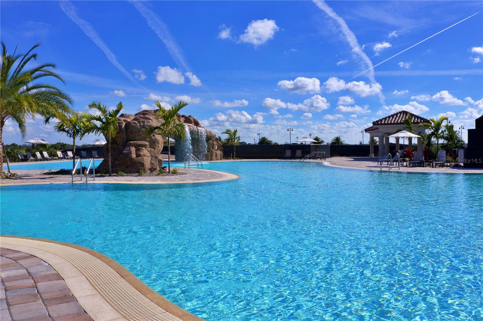 LAKEWOOD NATIONAL - Residential Lease