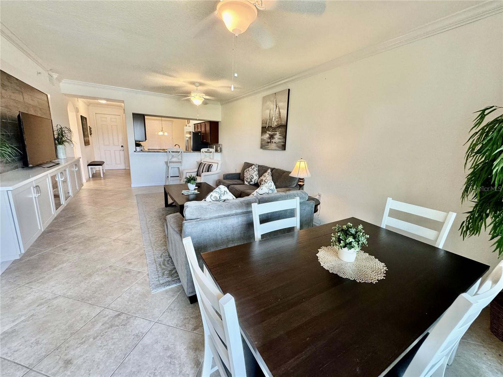 LAKEWOOD NATIONAL - Residential Lease