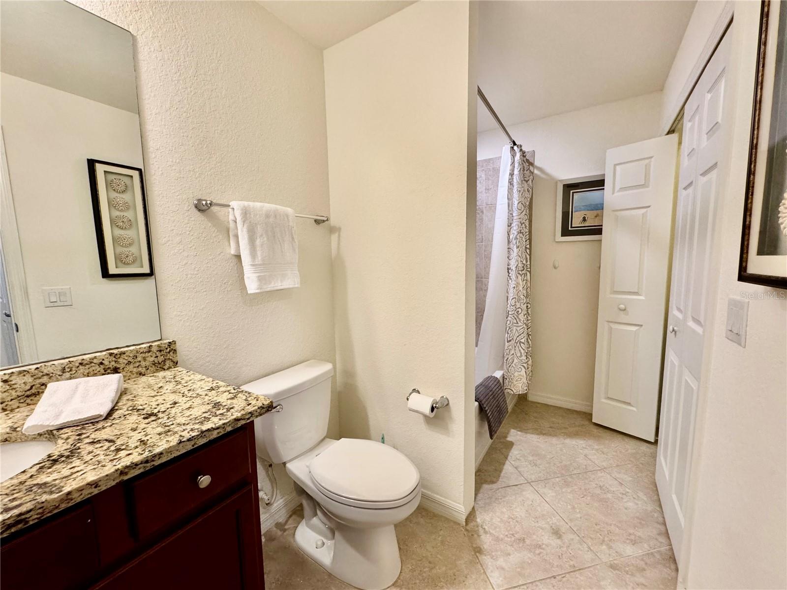 LAKEWOOD NATIONAL - Residential Lease