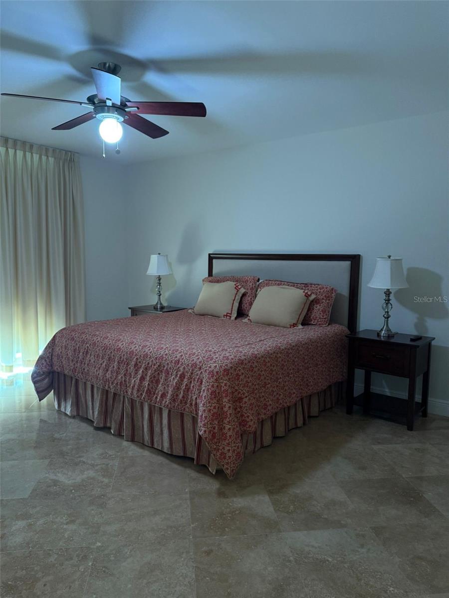 THE PENINSULA II CONDO - Residential Lease