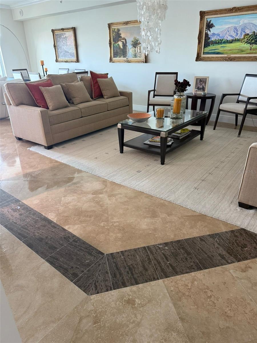 THE PENINSULA II CONDO - Residential Lease