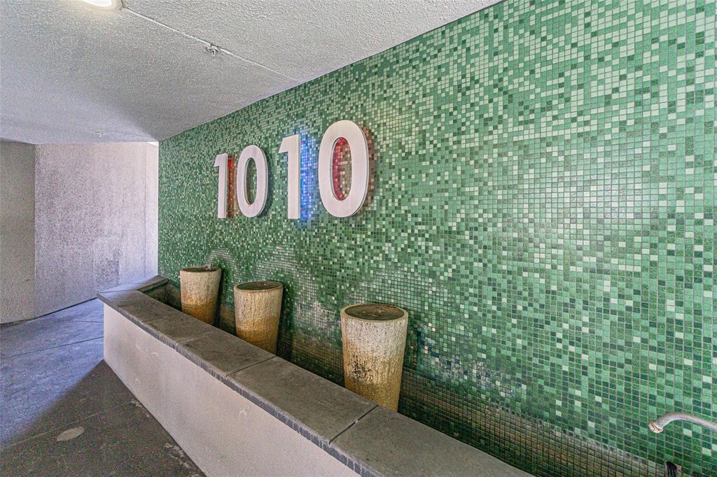 Photo of 1010 Central Avenue #416, St Petersburg, FL 33705 (MLS # TB8450277)