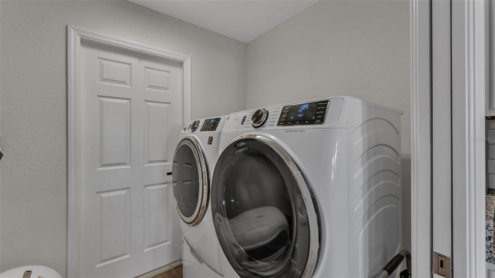 TOWNE PARK ESTATES PHASE 2B - Residential