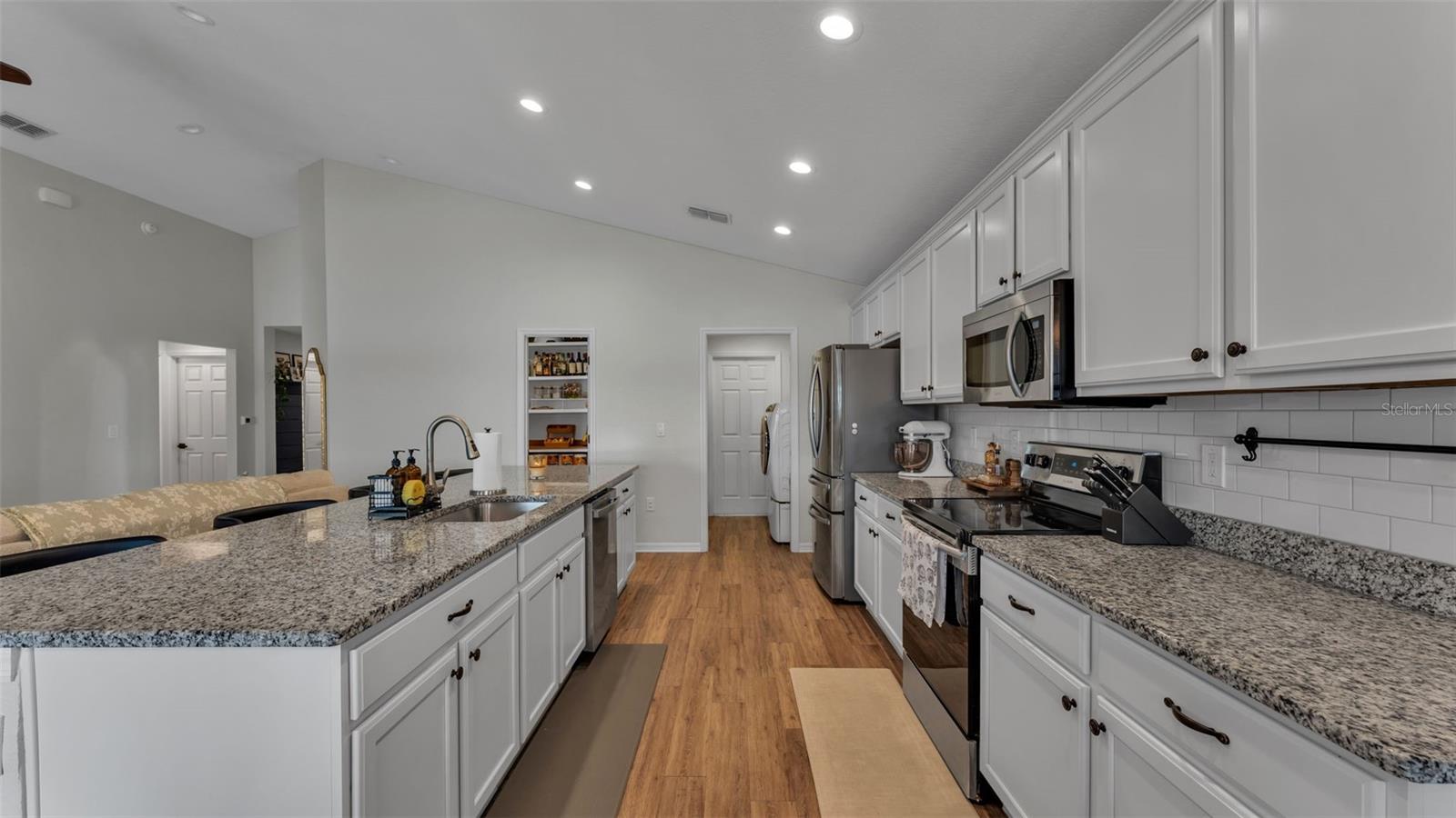 TOWNE PARK ESTATES PHASE 2B - Residential