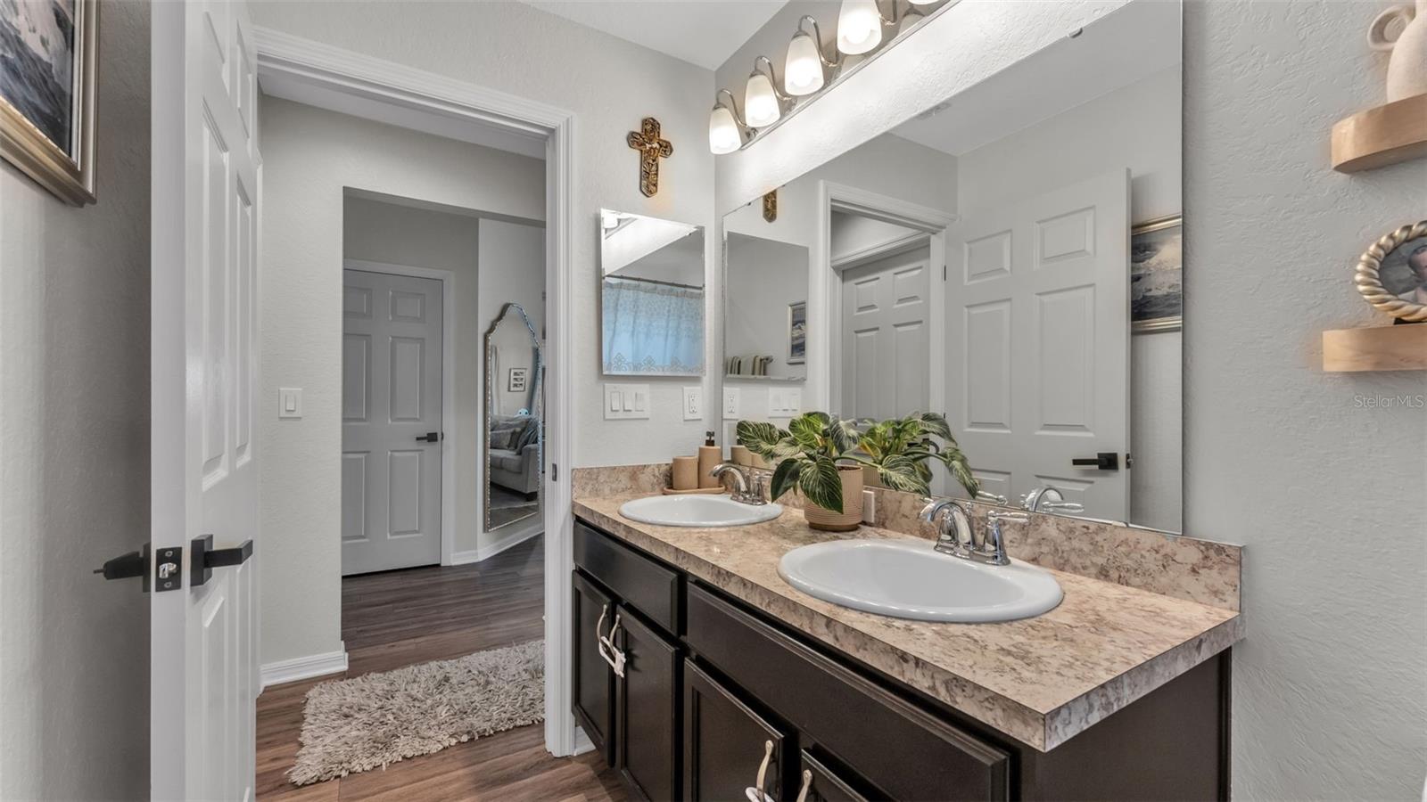 TOWNE PARK ESTATES PHASE 2B - Residential