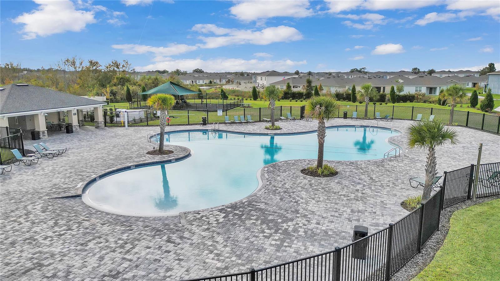 TOWNE PARK ESTATES PHASE 2B - Residential