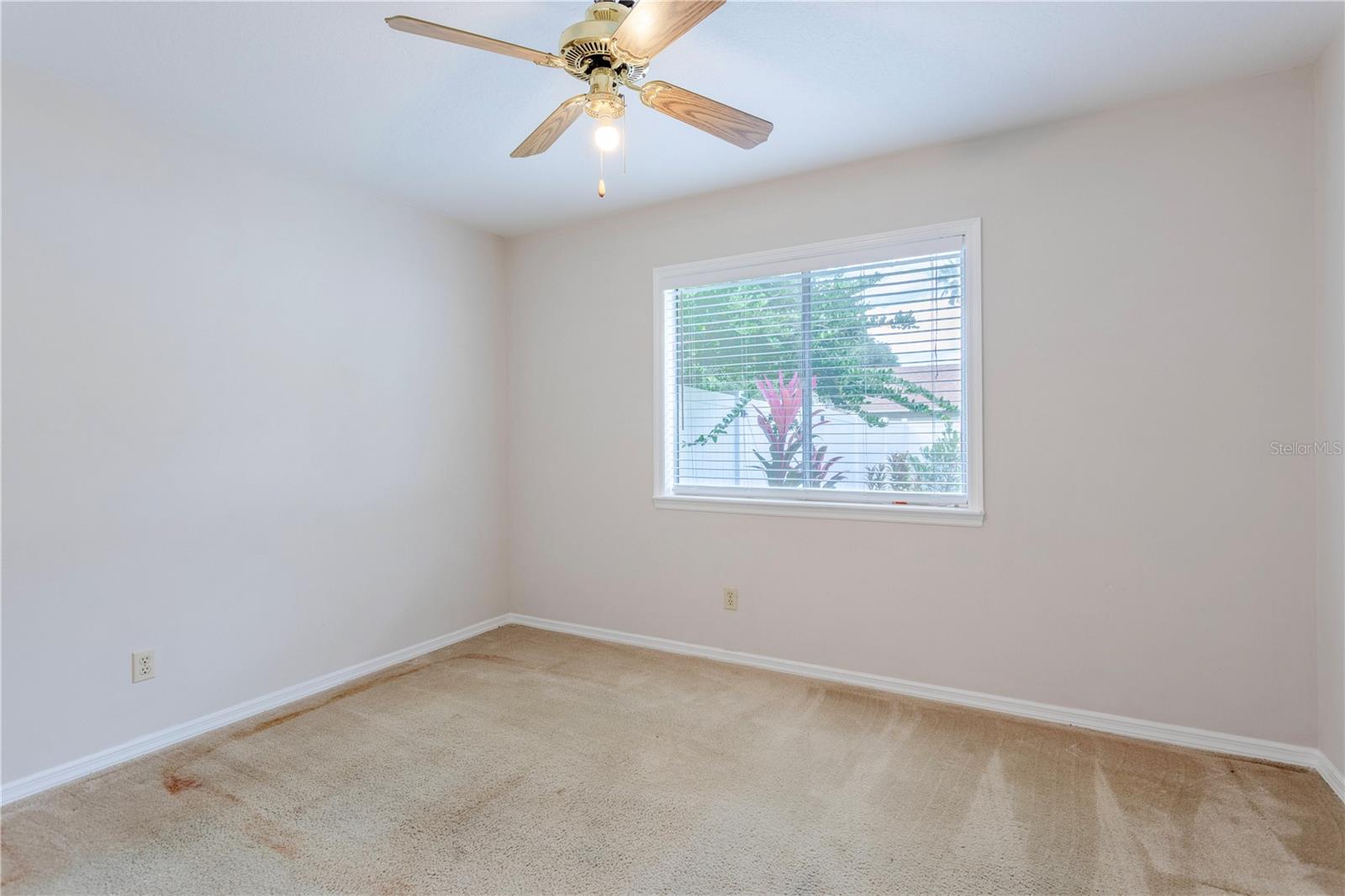 HARBOR EAST - Residential