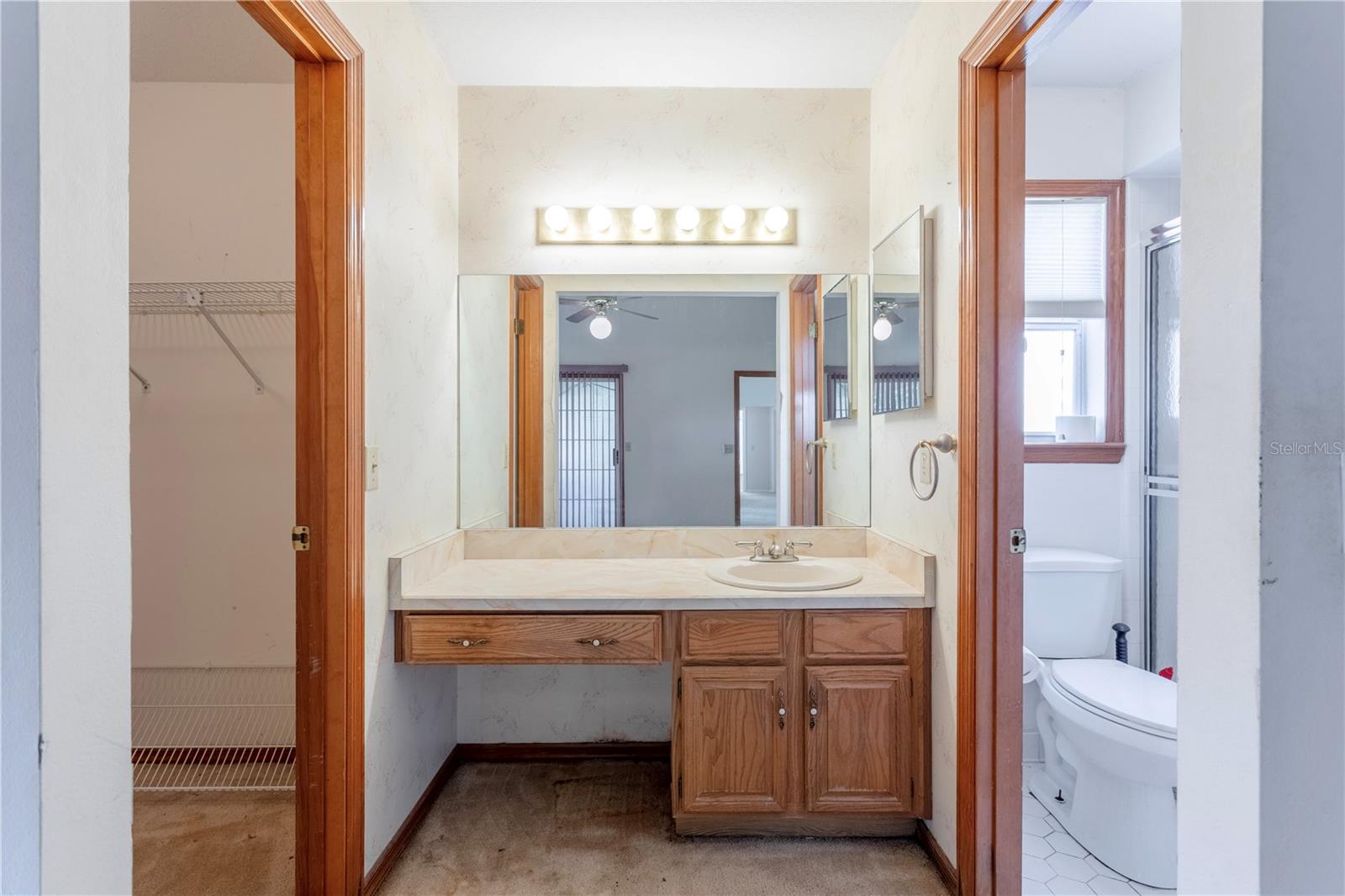 HARBOR EAST - Residential