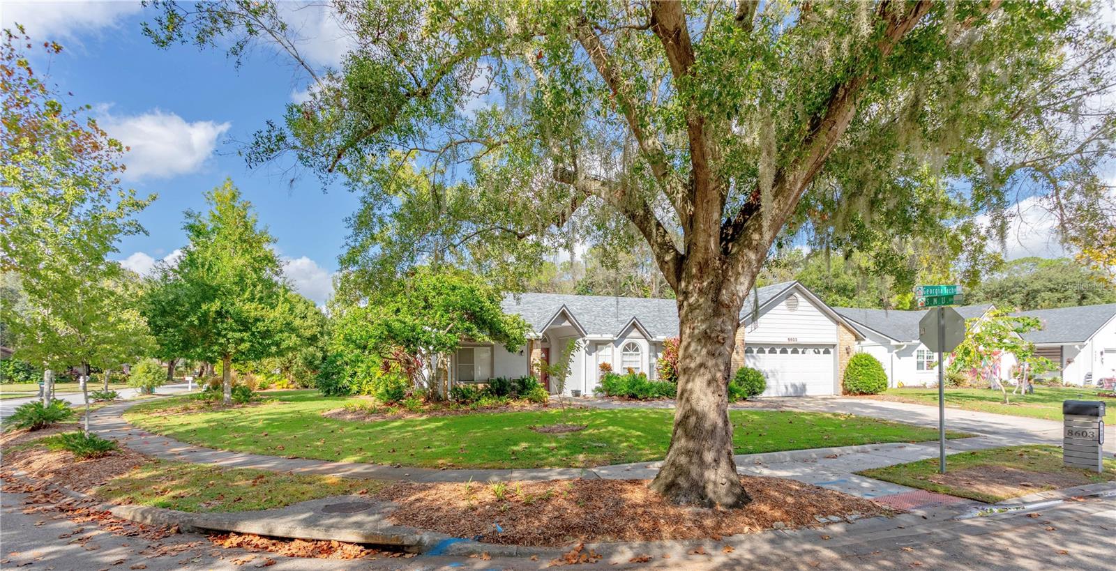 HARBOR EAST - Residential