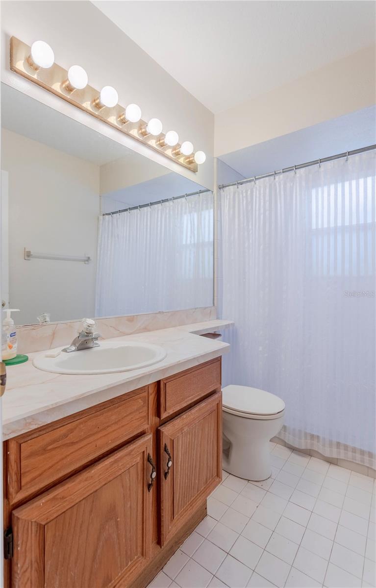 HARBOR EAST - Residential