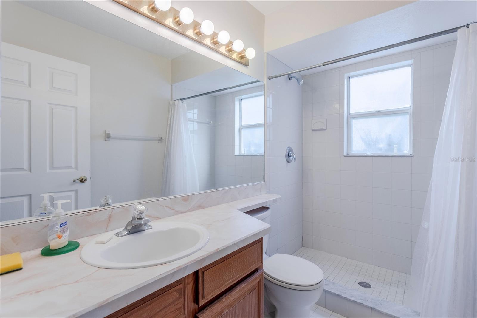 HARBOR EAST - Residential