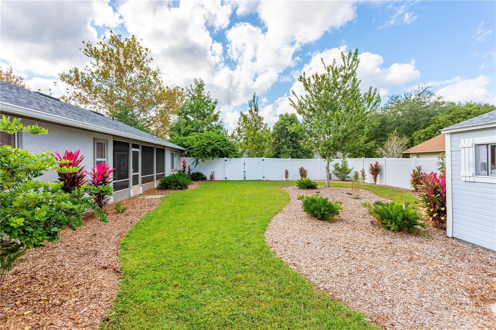 HARBOR EAST - Residential