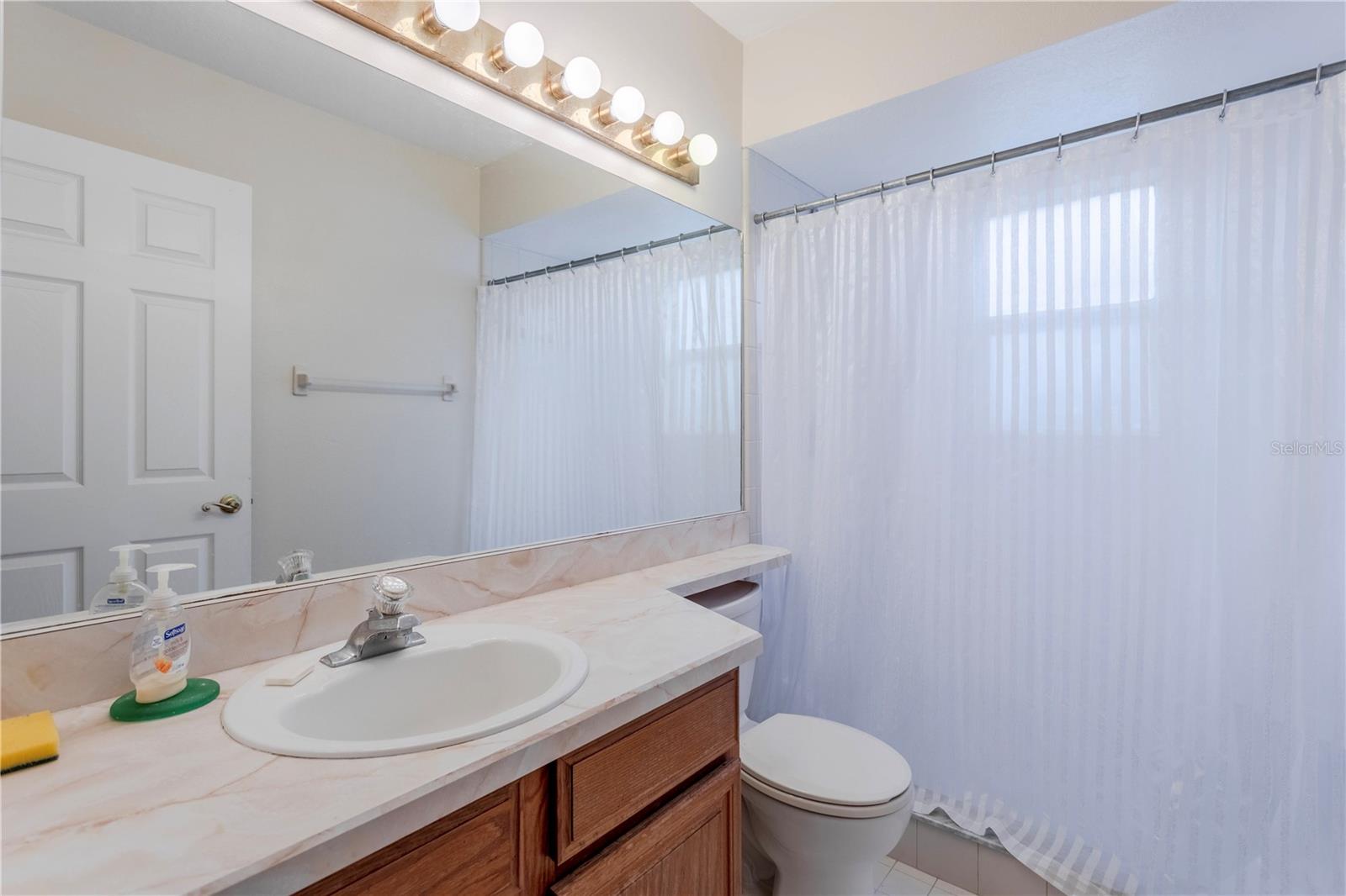 HARBOR EAST - Residential