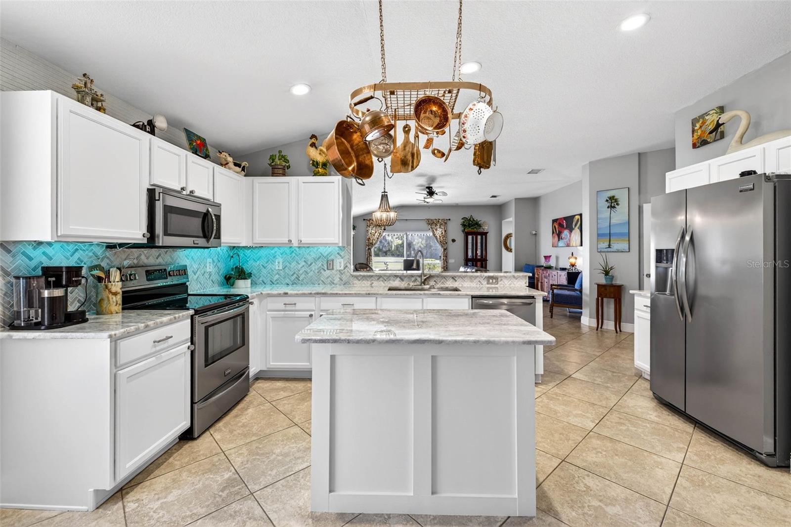 LEXINGTON OAKS PH 12 - Residential