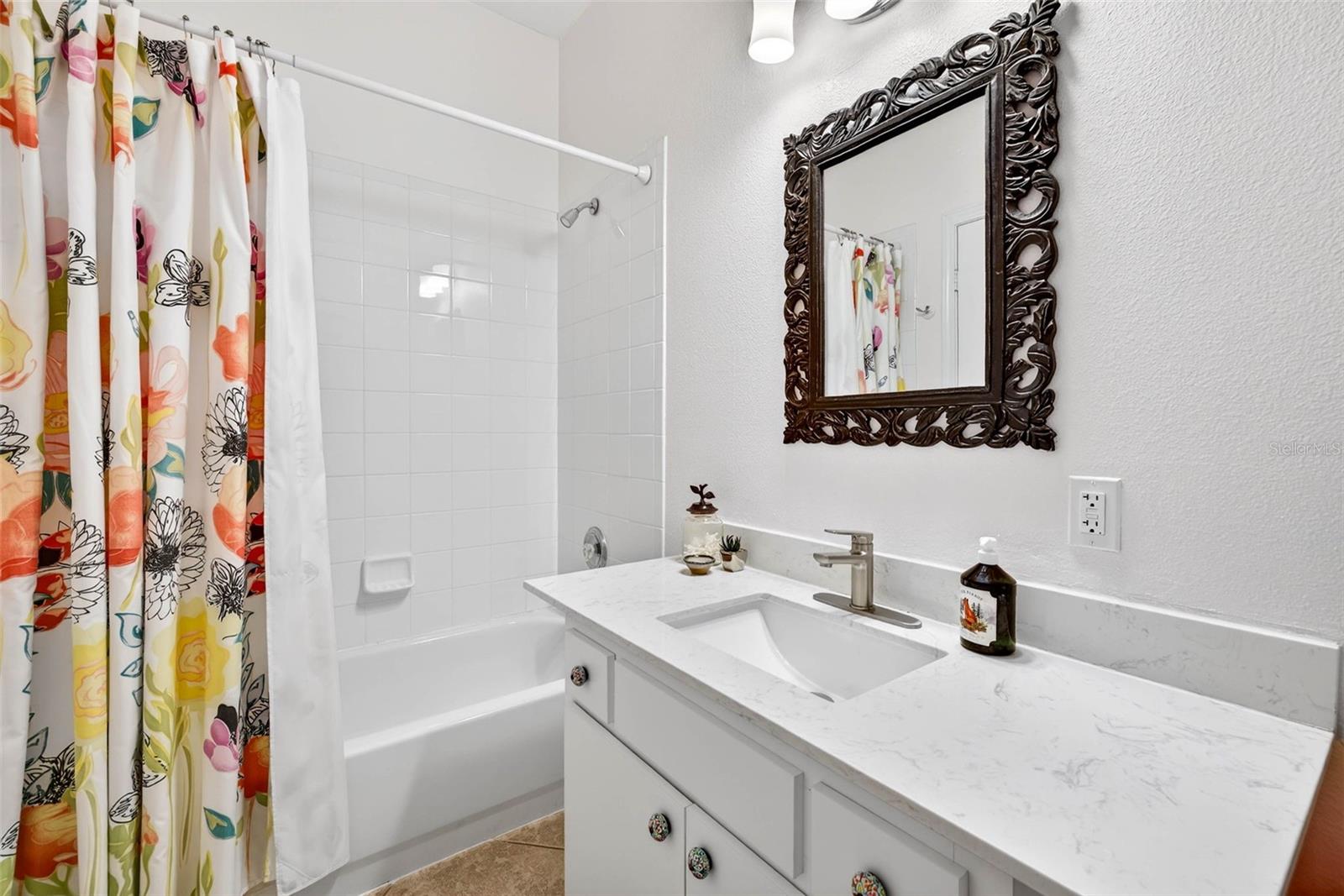 LEXINGTON OAKS PH 12 - Residential