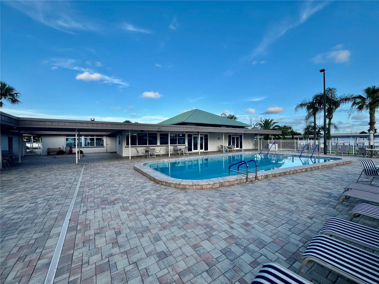 TARPON SHORES MOBILE HOME VILLAGE UNREC - Residential
