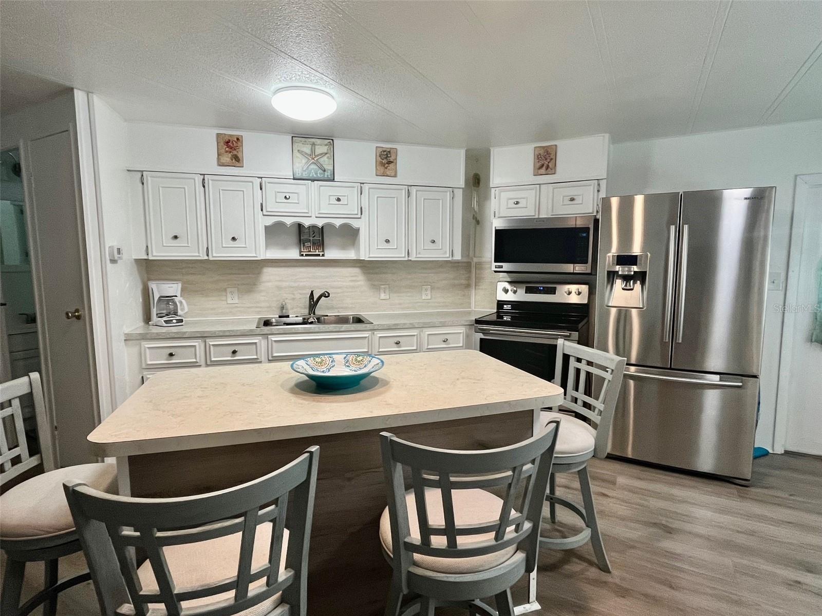 TARPON SHORES MOBILE HOME VILLAGE UNREC - Residential