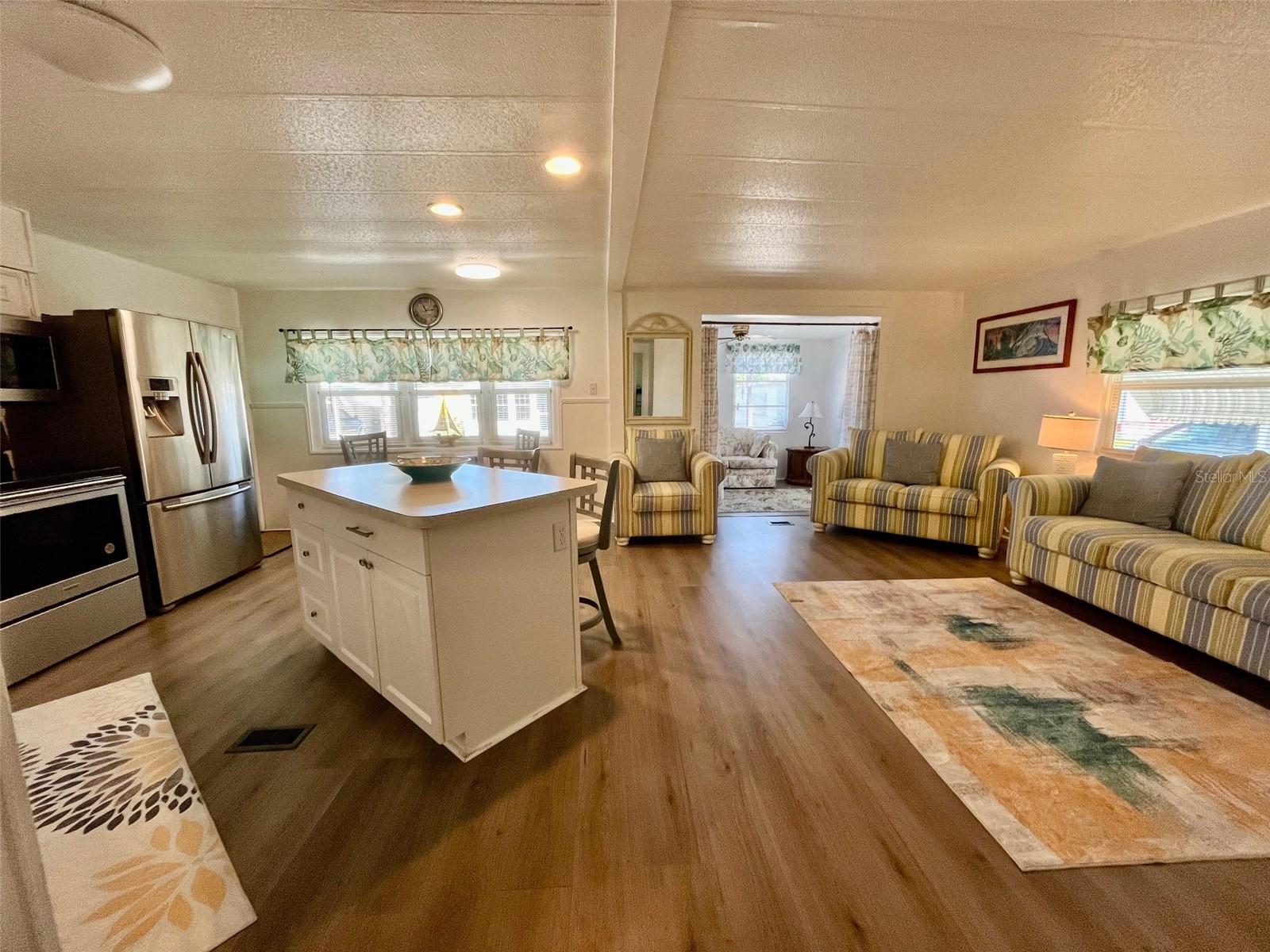 TARPON SHORES MOBILE HOME VILLAGE UNREC - Residential